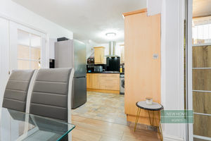 Photo 19- click for photo gallery